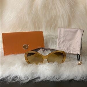 Tory Burch Sunglasses w/case,dust bag (NWOT)